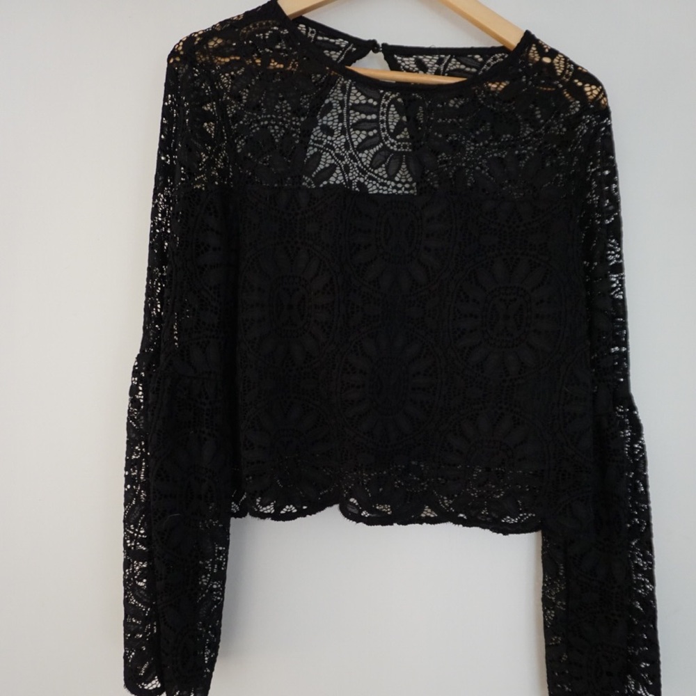 long sleeve crop top - Picture 1 of 3